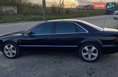 Седан Audi A8 1998 в Мурованых Куриловцах