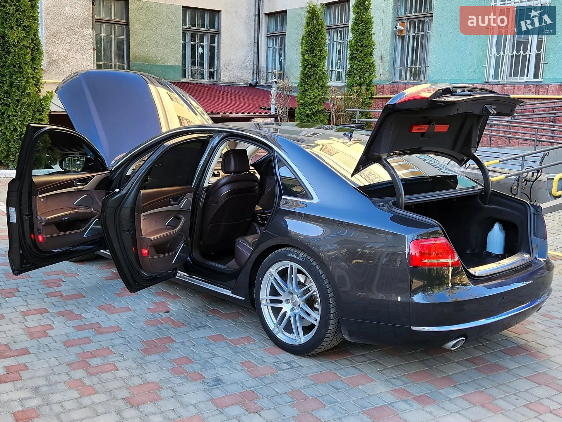 2010 Audi A8 - мініатюра 39