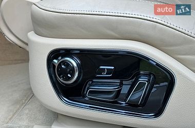 Седан Audi A8 2013 в Днепре