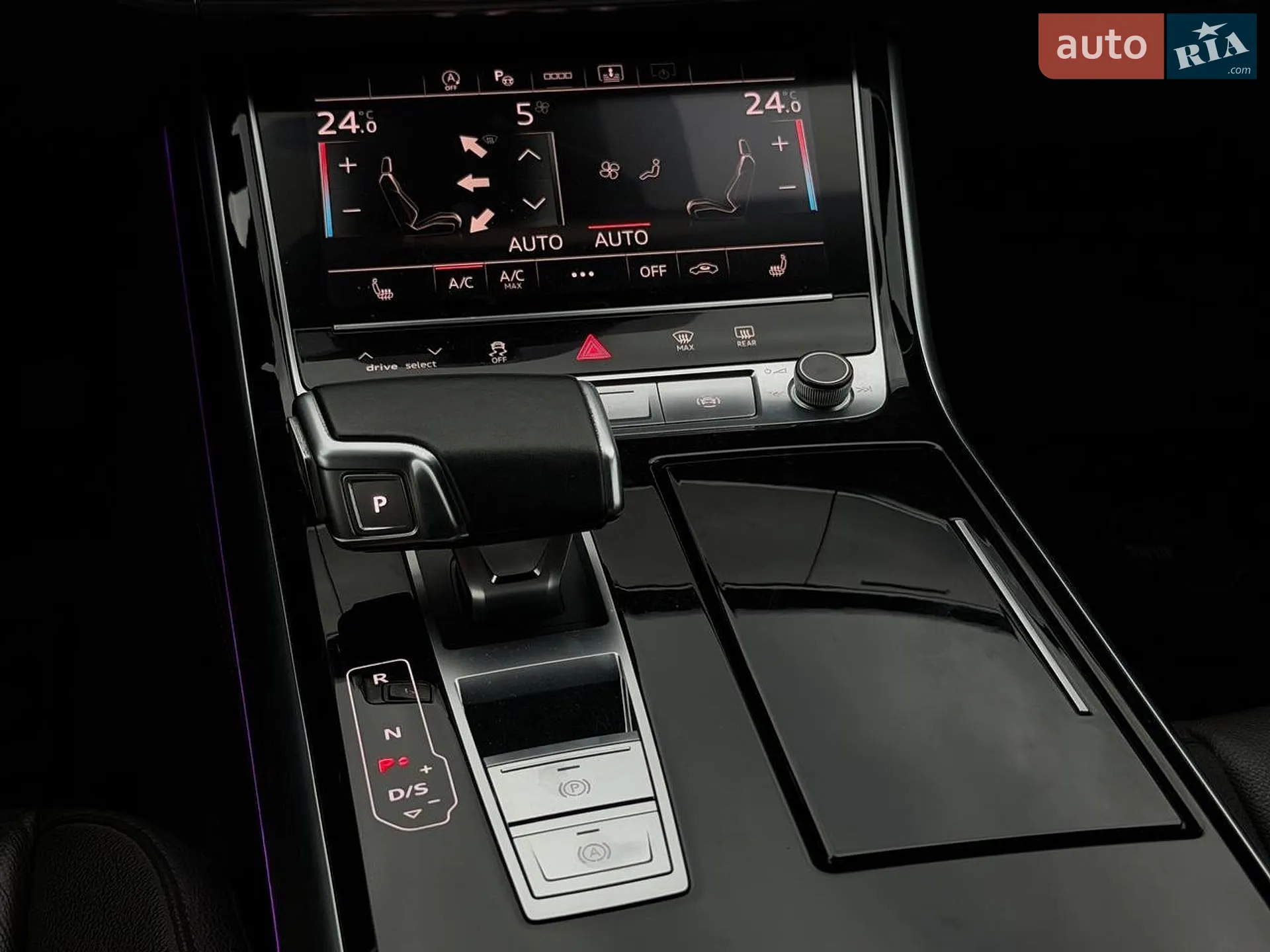2020 Audi A8 - мініатюра 36