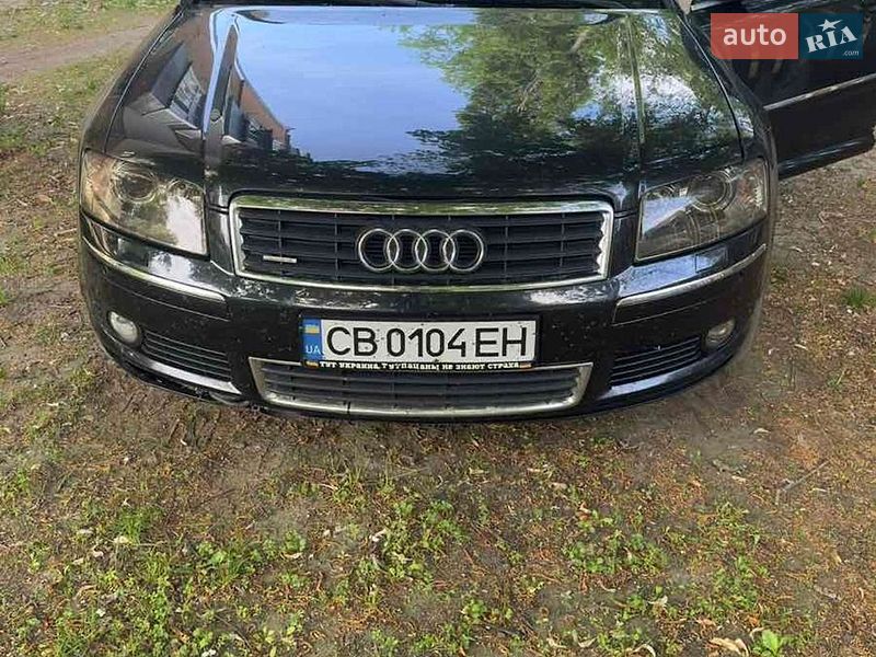 Седан Audi A8 2004 в Прилуках