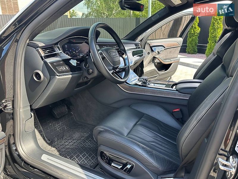 Седан Audi A8 2019 в Днепре