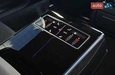 Седан Audi A8 2019 в Днепре