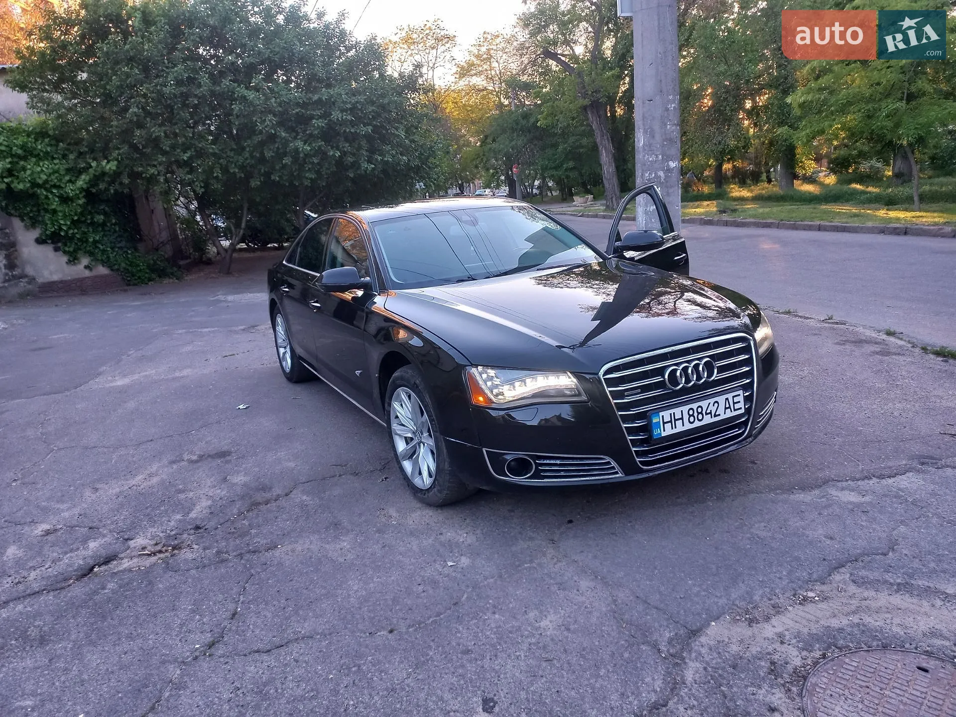 2010 Audi A8 - мініатюра 3