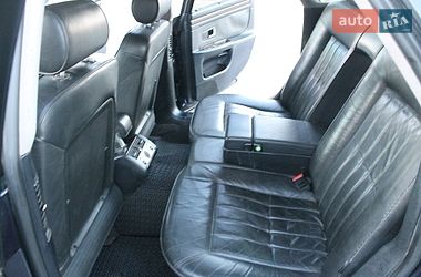 Седан Audi A8 2001 в Ровно