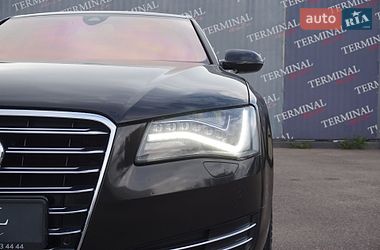 Седан Audi A8 2012 в Одесі