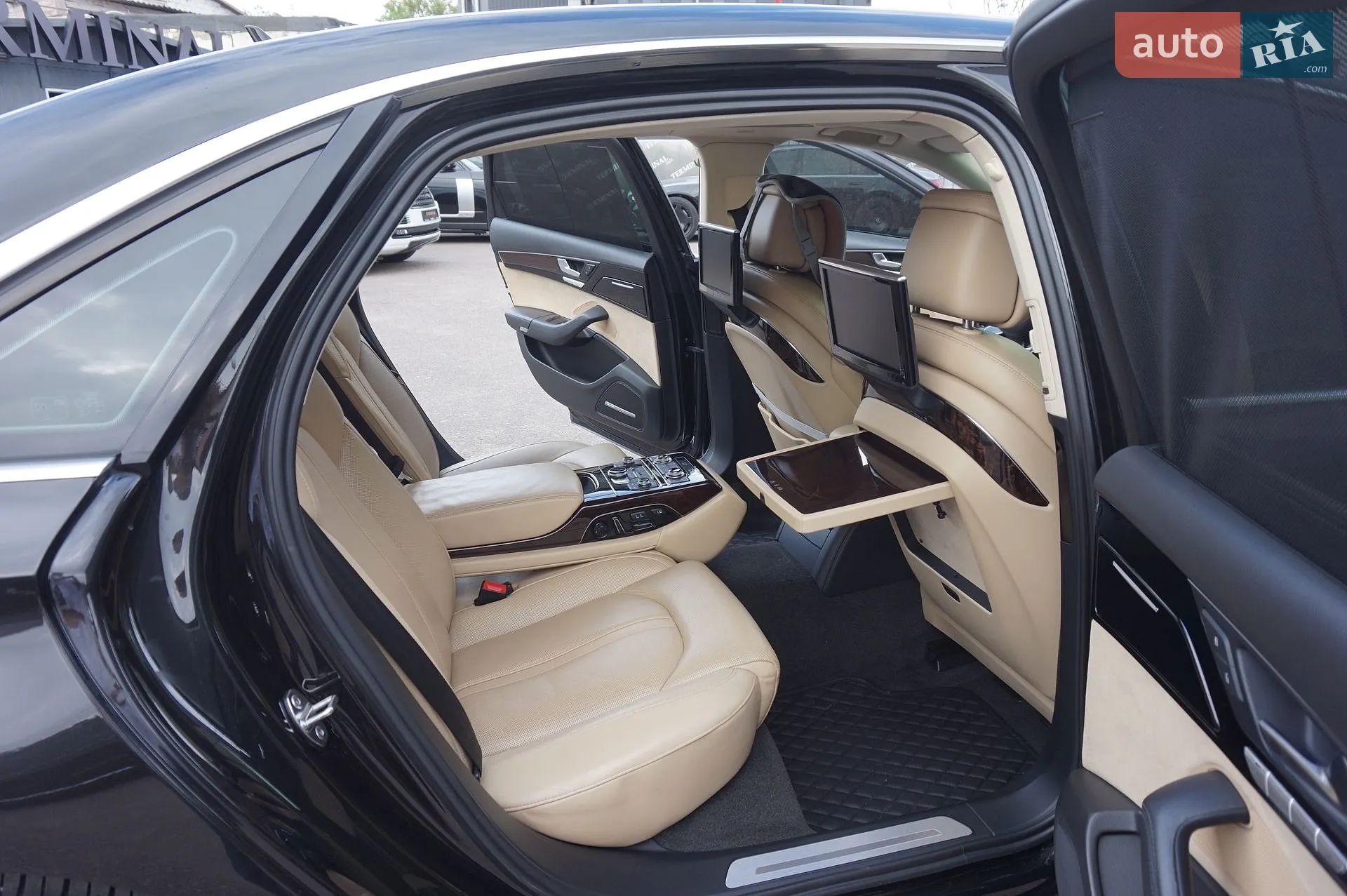 2012 Audi A8 - мініатюра 31