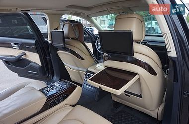 Седан Audi A8 2012 в Одесі