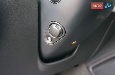 Седан Audi A8 2012 в Одесі