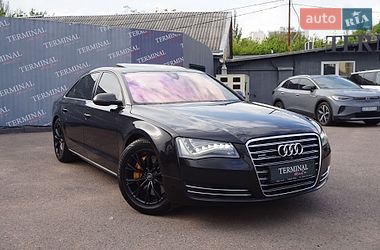 Седан Audi A8 2012 в Одесі