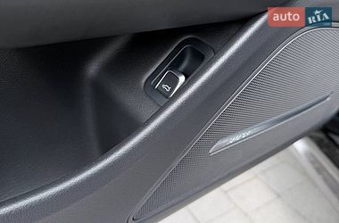Седан Audi A8 2016 в Львові фото 15 Седан Audi A8 2016 в Львові