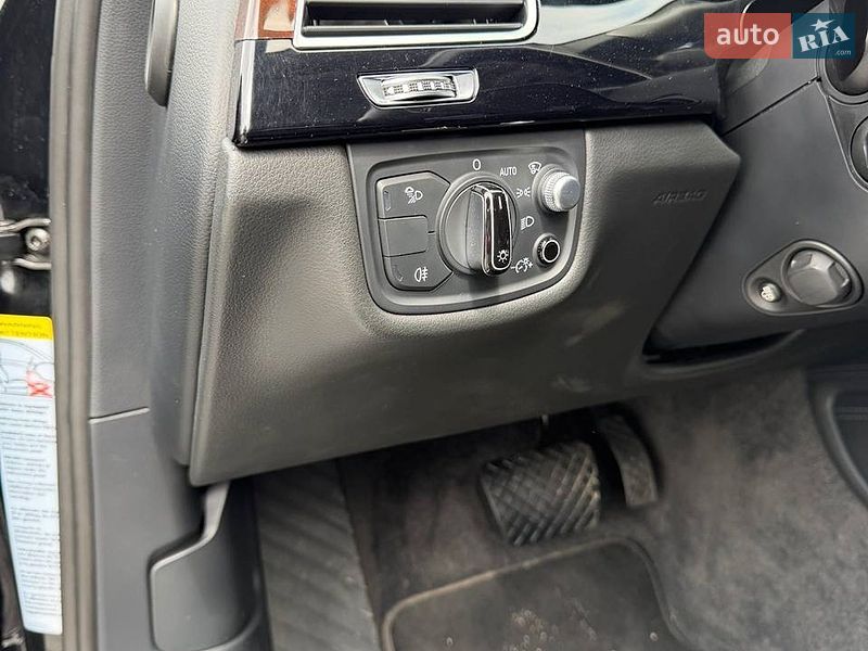 Седан Audi A8 2016 в Львові фото 20 Седан Audi A8 2016 в Львові
