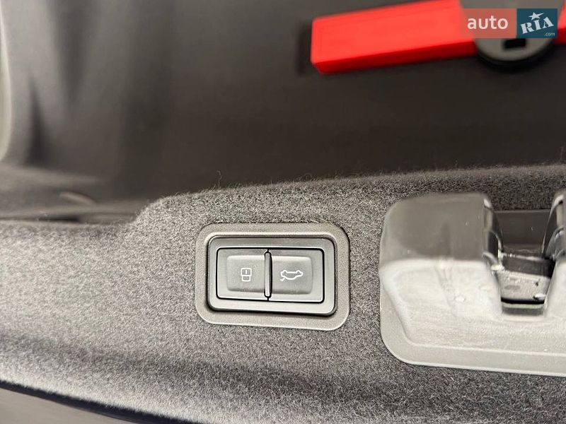 Седан Audi A8 2016 в Львові фото 43 Седан Audi A8 2016 в Львові