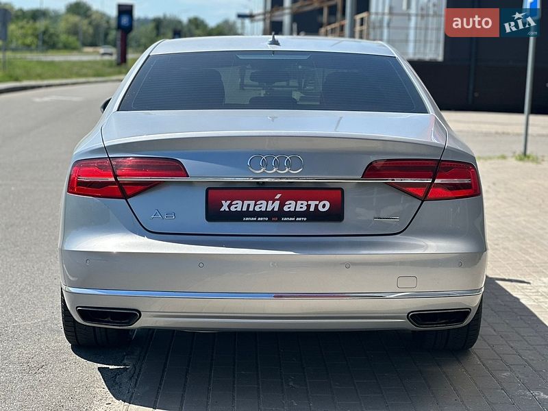 Седан Audi A8 2015 в Києві