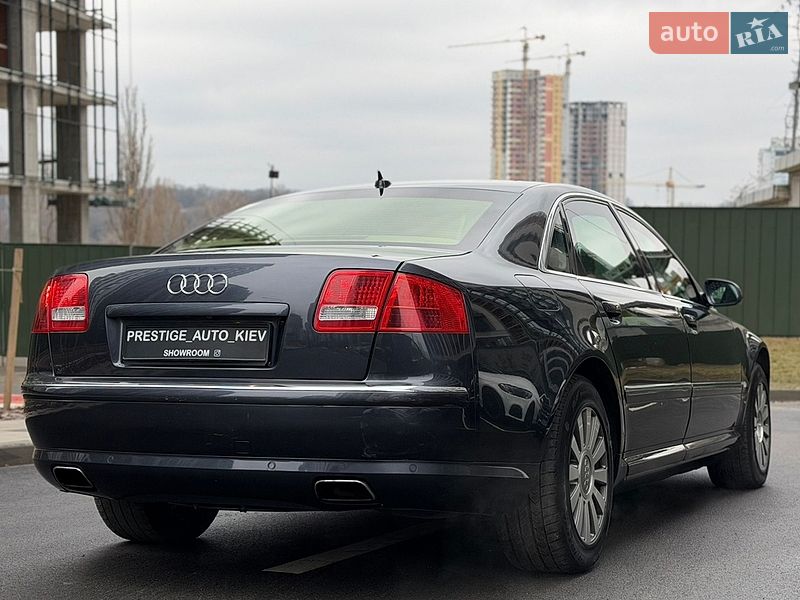 Седан Audi A8 2006 в Киеве