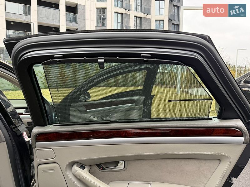 Седан Audi A8 2006 в Киеве