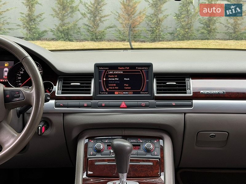 Седан Audi A8 2006 в Киеве