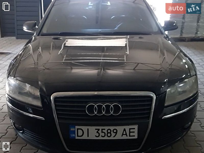 Седан Audi A8 2005 в Чернівцях