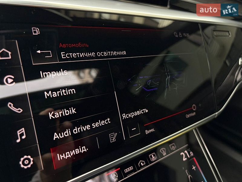Седан Audi A8 2020 в Києві