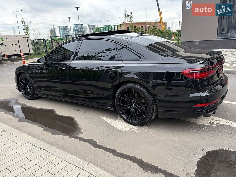 Седан Audi A8 2020 в Києві