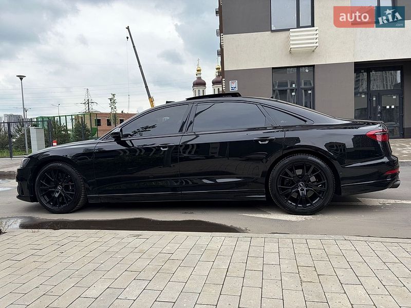 Седан Audi A8 2020 в Києві