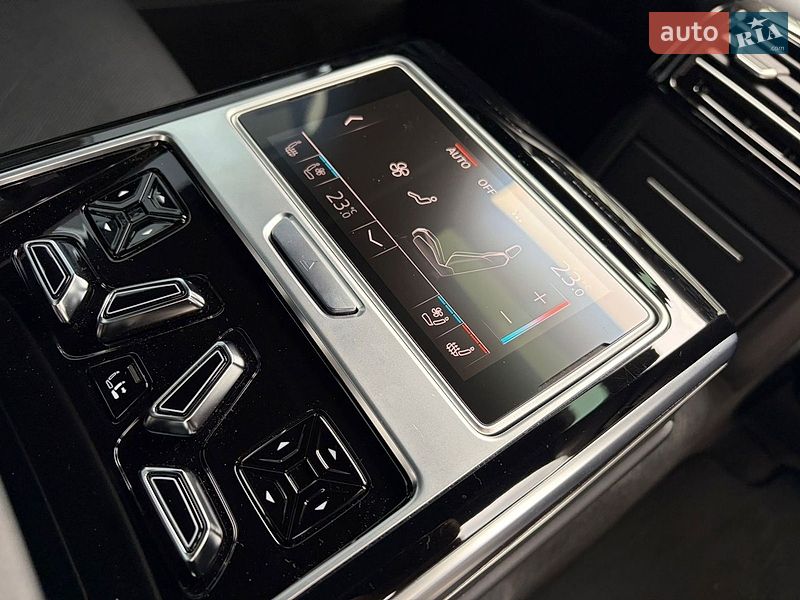 Седан Audi A8 2020 в Києві