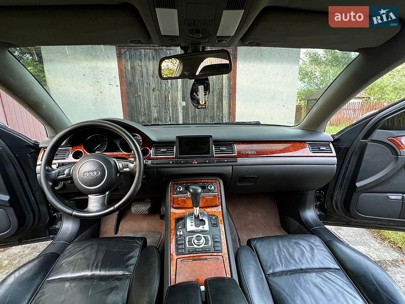 Седан Audi A8 2003 в Николаеве