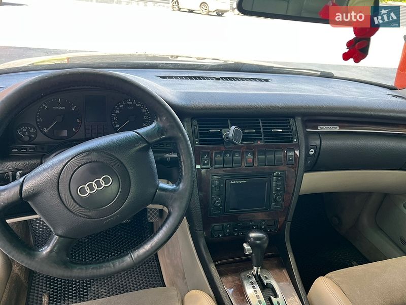 Седан Audi A8 1998 в Каменец-Подольском
