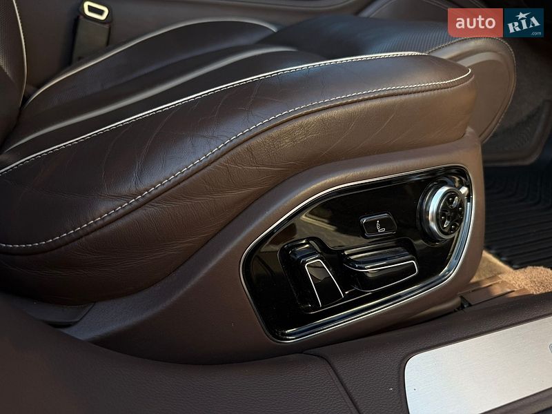 Седан Audi A8 2014 в Виннице