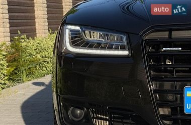 Седан Audi A8 2014 в Виннице