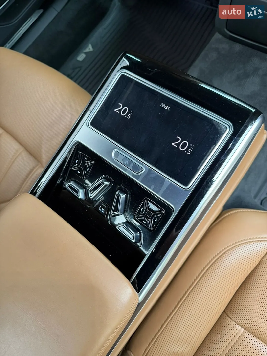 2020 Audi A8 - мініатюра 31