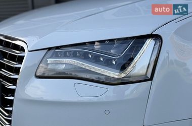 Седан Audi A8 2012 в Києві