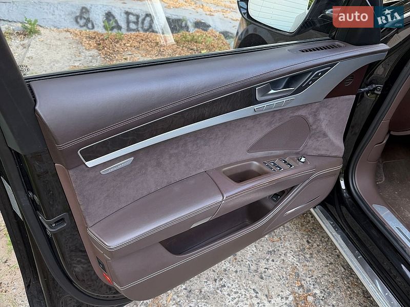 Седан Audi A8 2013 в Киеве фото 3 Седан Audi A8 2013 в Киеве