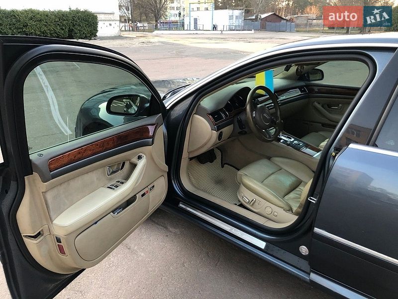 Седан Audi A8 2003 в Харкові