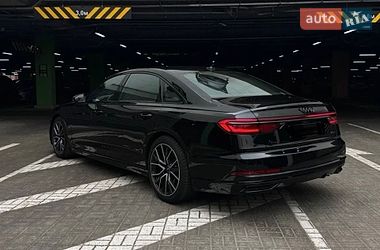 Седан Audi A8 2021 в Киеве