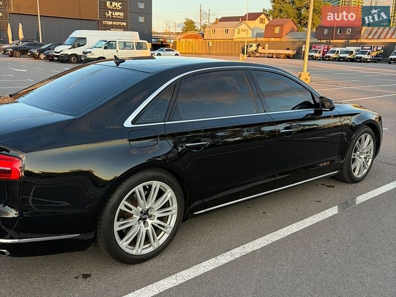 Седан Audi A8 2014 в Киеве