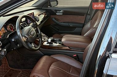 Седан Audi A8 2014 в Києві