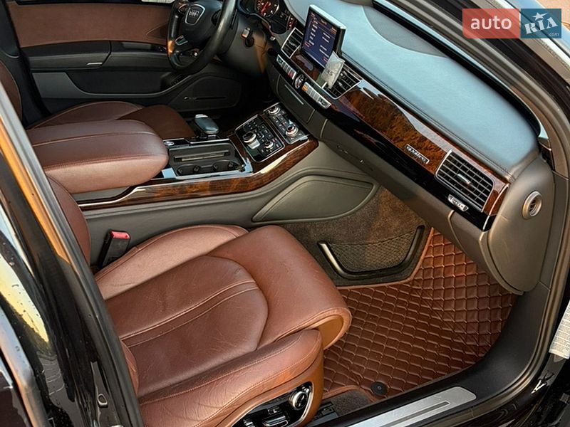 Седан Audi A8 2014 в Киеве