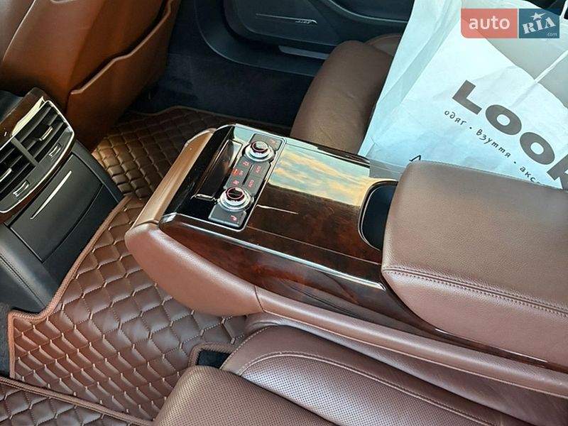 Седан Audi A8 2014 в Киеве
