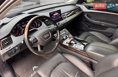 Седан Audi A8 2015 в Одессе