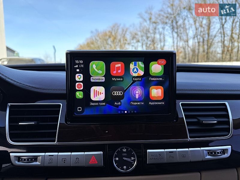 Седан Audi A8 2013 в Луцьку