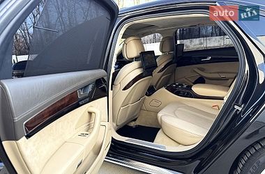Седан Audi A8 2013 в Луцьку