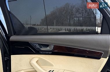 Седан Audi A8 2013 в Луцьку