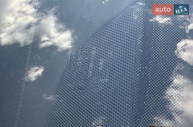 Седан Audi A8 2013 в Луцьку