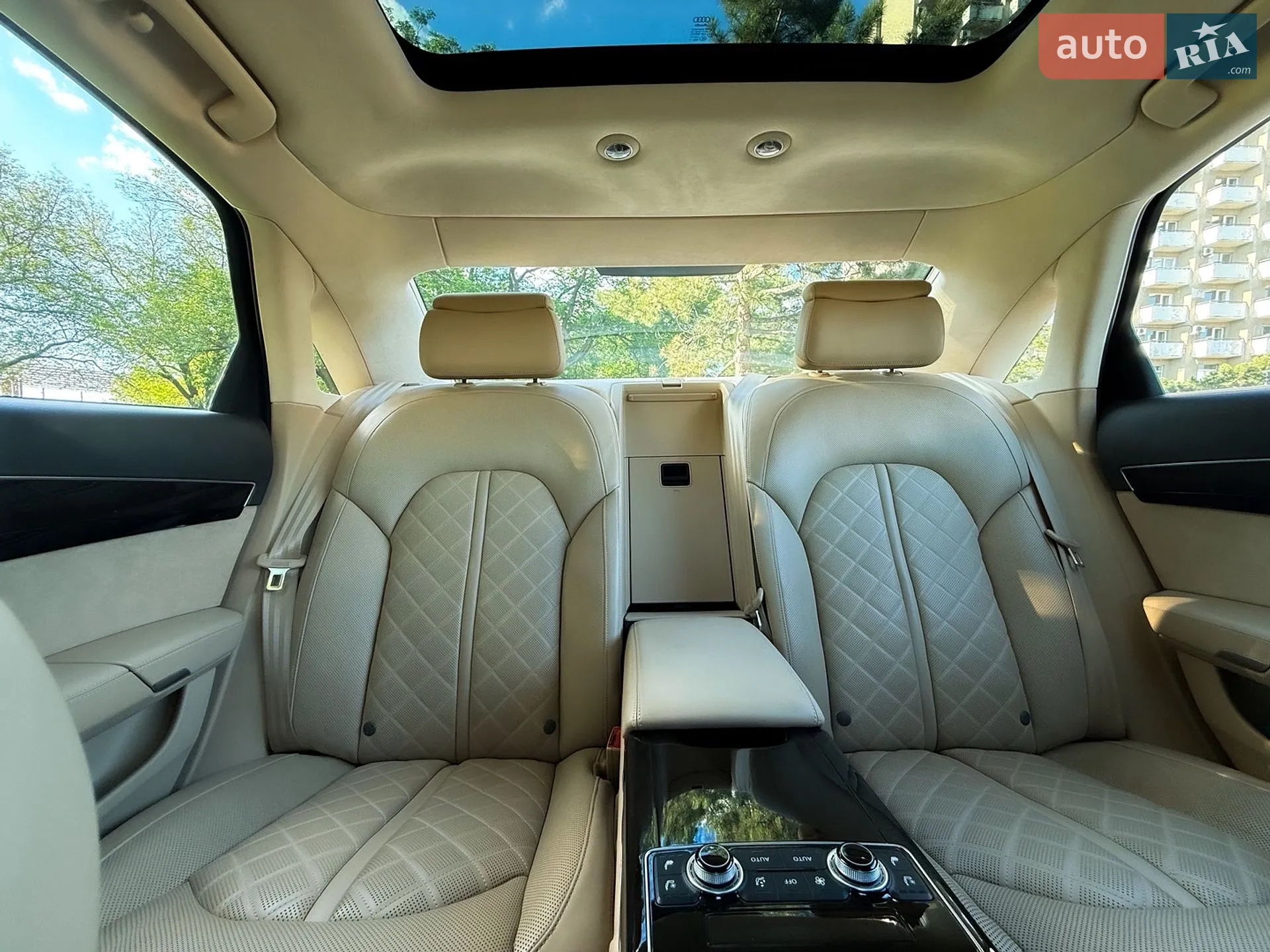 2016 Audi A8 - мініатюра 16