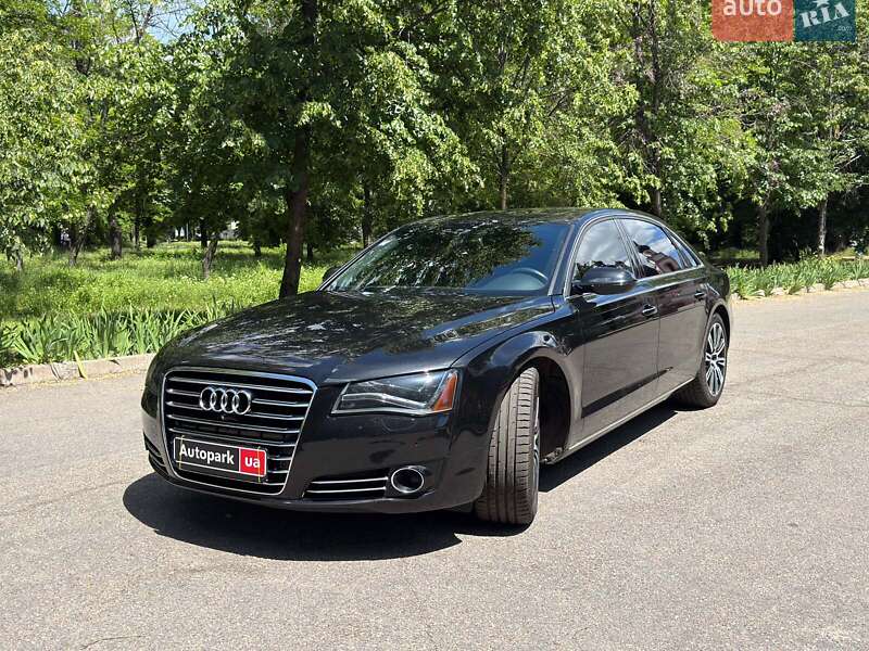 Audi A8 2013