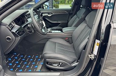 Седан Audi A8 2024 в Рівному