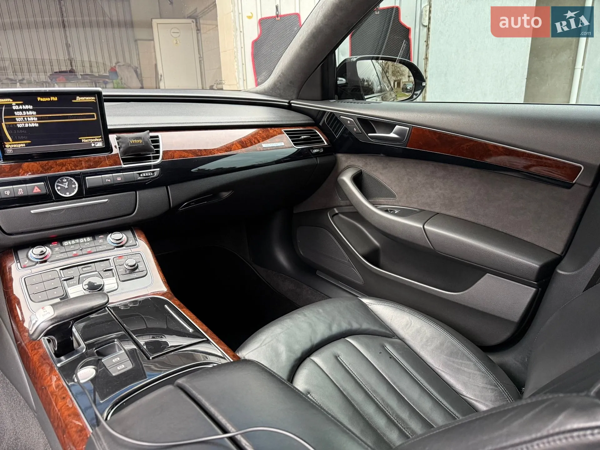 2012 Audi A8 - мініатюра 26