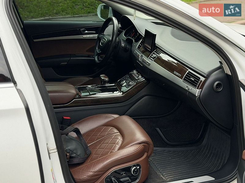 Седан Audi A8 2011 в Чернигове фото 26 Седан Audi A8 2011 в Чернигове
