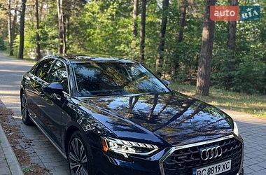 Седан Audi A8 2023 в Львове